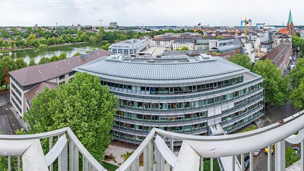 Panoramablick auf die neue Zentral in der Kieler Innenstadt.