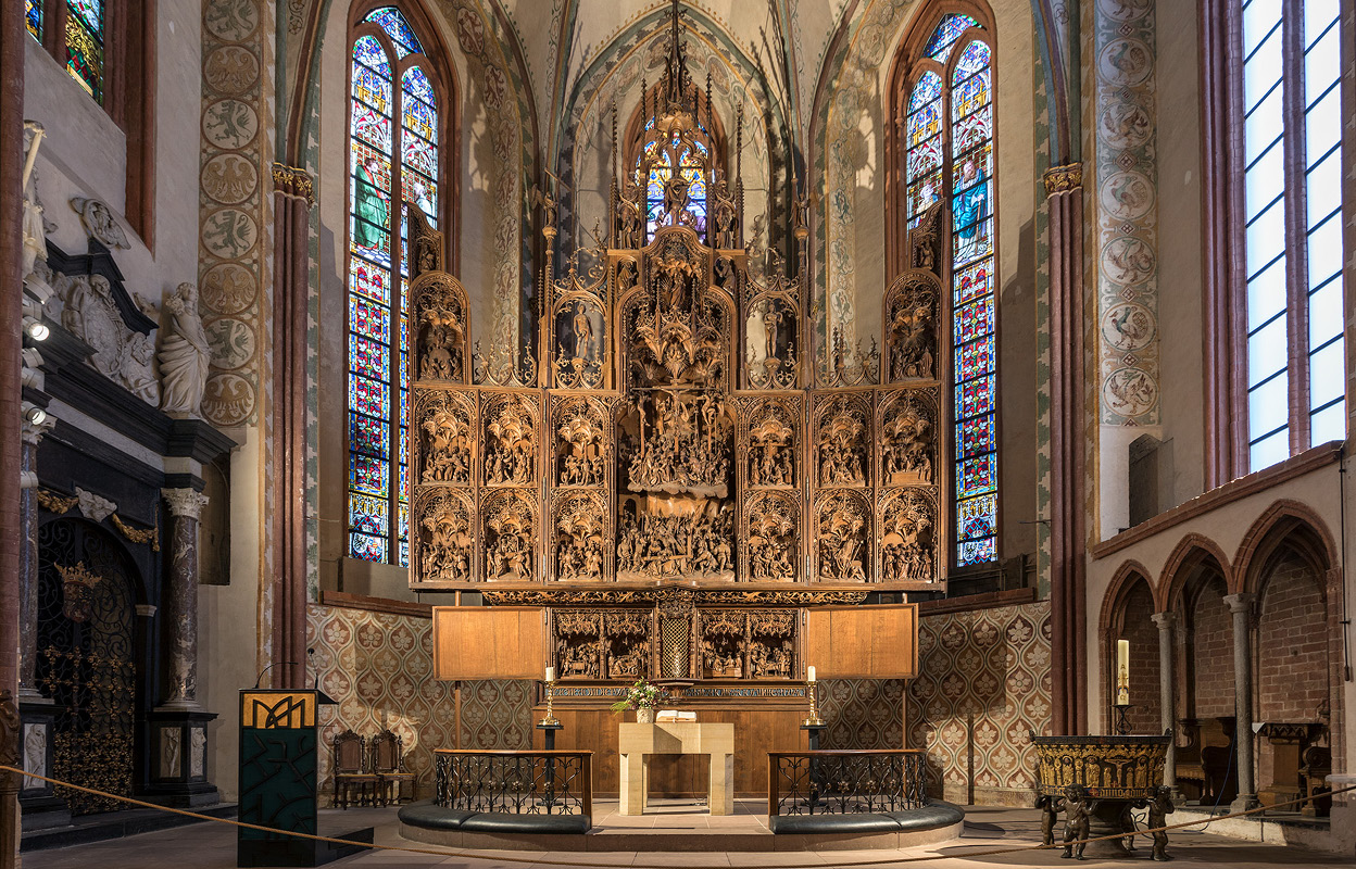 Innenansicht auf den Altar